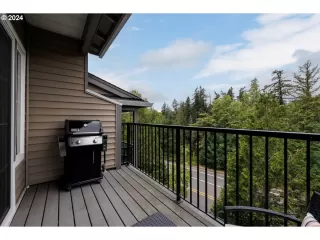 Photo #6: 24424247 Listing 
