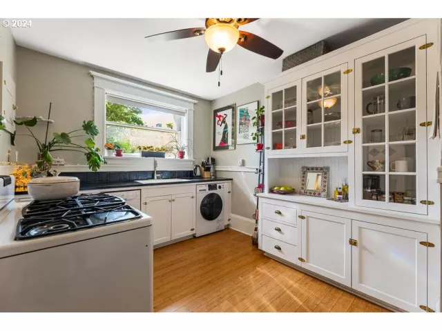 MLS: 24424670 Condo For Sale