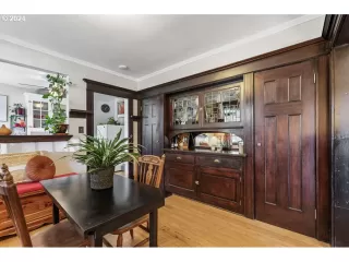 Photo #3: 24424670 Listing