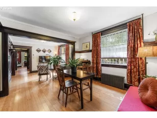 Photo #5: 24424670 Listing