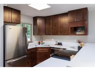 Photo #5: 24425564 Listing 