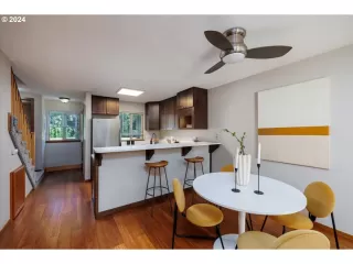 Photo #6: 24425564 Listing 