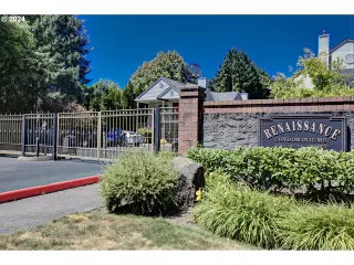 Photo #4: 24425979 Listing