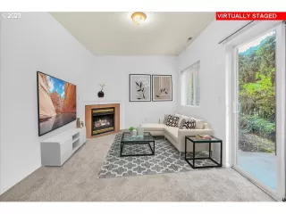 Photo #5: 24426865 Listing