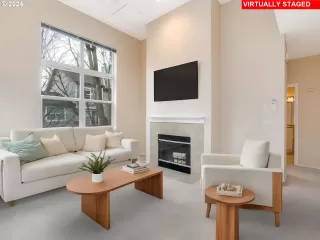 Photo #5: 24427377 Listing