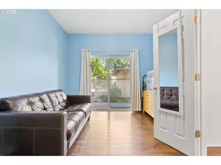 Photo #1: 24429158 Listing