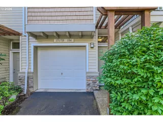 Photo #4: 24429599 Listing