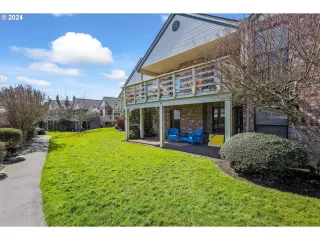 Photo #3: 24430610 Listing