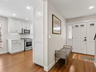 More Details about MLS # 24430647 : 3421 NE 83RD AVE