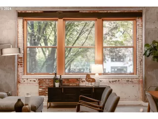 Photo #4: 24430969 Listing 