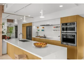 Photo #4: 24431220 Listing 