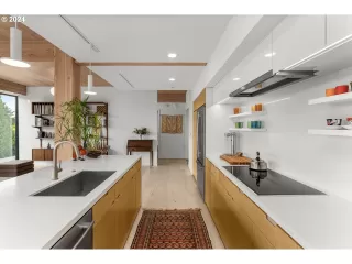 Photo #5: 24431220 Listing 