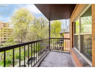 Photo #4: 24432910 Listing 