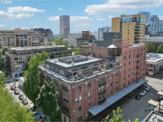 Photo #1: 24435191 Listing 