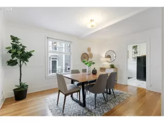 Photo #1: 24435890 Listing