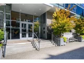 Photo #1: 24438469 Listing 