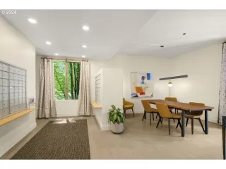 Photo #2: 24438470 Listing