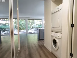 Photo #2: 24439450 Listing