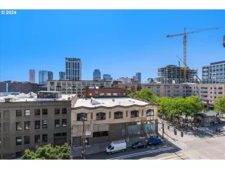 Photo #1: 24439980 Listing