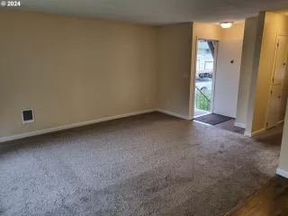 Photo #1: 24441181 Listing