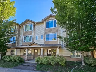 More Details about MLS # 24441209 : 491 NE EDGEWAY DR