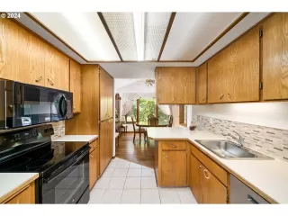 Photo #4: 24441296 Listing 
