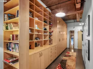 Photo #6: 24442144 Listing 