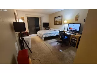 Photo #6: 24443057 Listing 