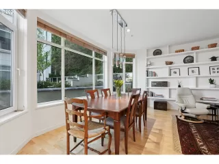 Photo #3: 244439744 Listing 