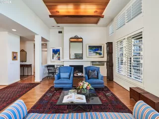 Photo #2: 24444766 Listing