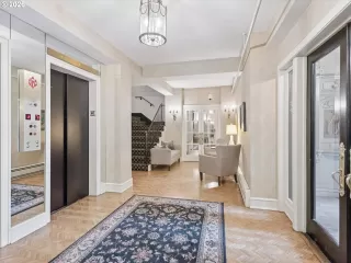 Photo #3: 244453260 Listing 