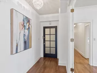 Photo #4: 244453260 Listing 