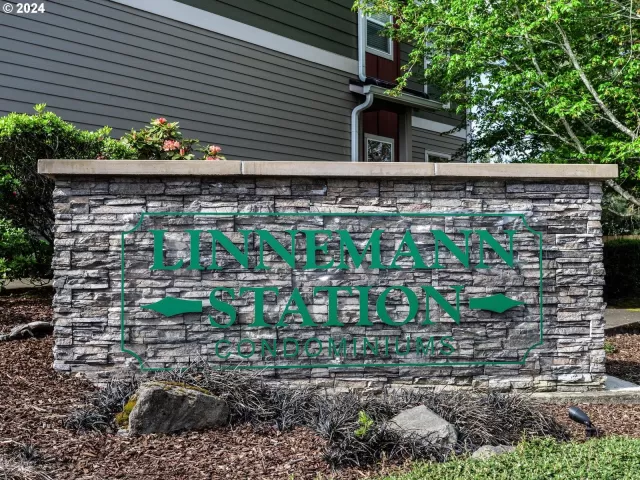 MLS: 24445628 Condo For Sale