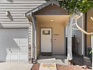 Photo #2: 24446542 Listing 