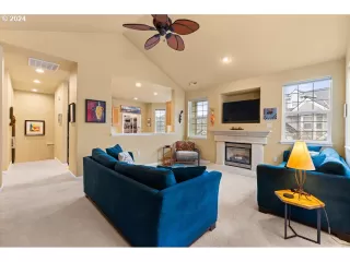 Photo #6: 24446693 Listing 