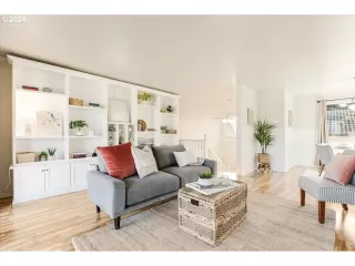 Photo #6: 24447073 Listing 