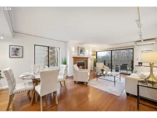 Photo #1: 24447177 Listing