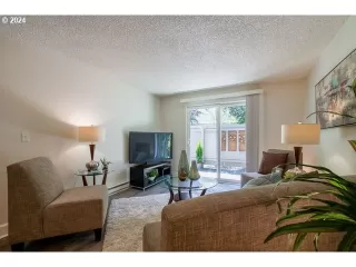 Photo #1: 24447225 Listing