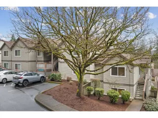 Photo #2: 24448025 Listing