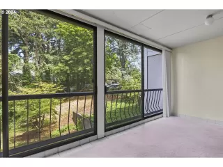 Photo #1: 24451400 Listing