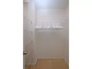 Photo #5: 24451648 Listing 