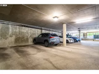 Photo #1: 24453809 Listing