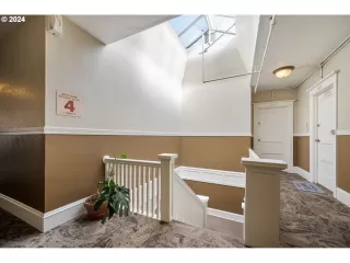 Photo #5: 24454400 Listing 