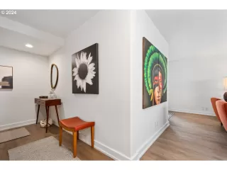 Photo #5: 24454507 Listing 