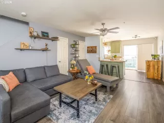 Photo #5: 24454744 Listing 