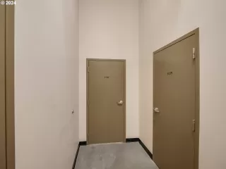 Photo #6: 24454747 Listing 