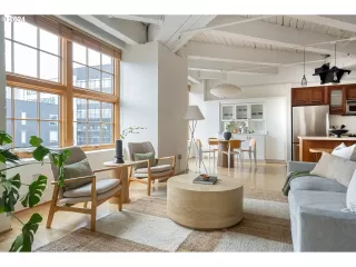 Photo #4: 24456467 Listing 