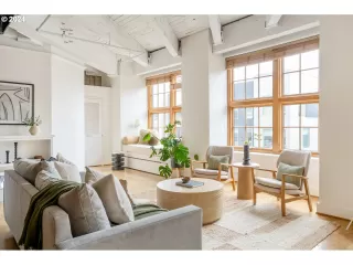 Photo #6: 24456467 Listing 