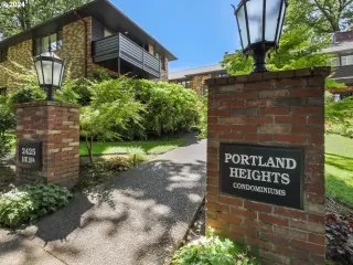 Photo #1: 24456801 Listing