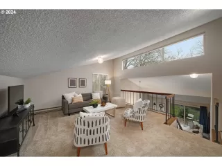 Photo #5: 24456877 Listing 